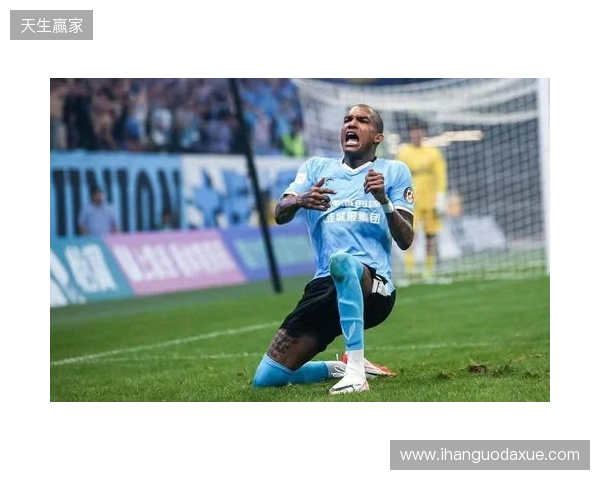 鲁媒:克雷桑对阵大连英博当日主动求战,若恢复顺利可战河南队 鲁媒:克雷桑对阵大连英博当日主动求战,若恢复顺利可战河南队